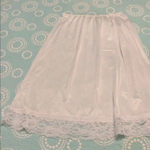 Half slip